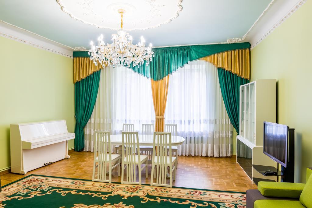 Do Lvova Central Apartments Dış mekan fotoğraf