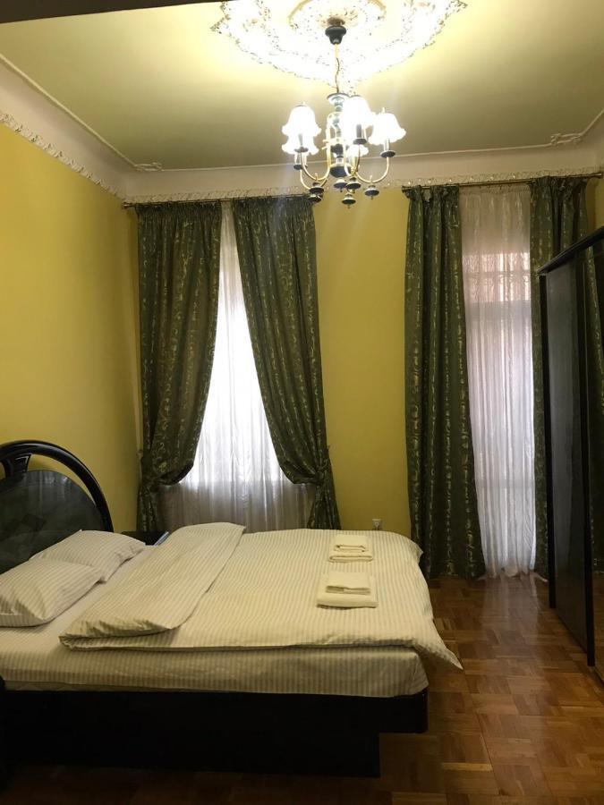 Do Lvova Central Apartments Dış mekan fotoğraf