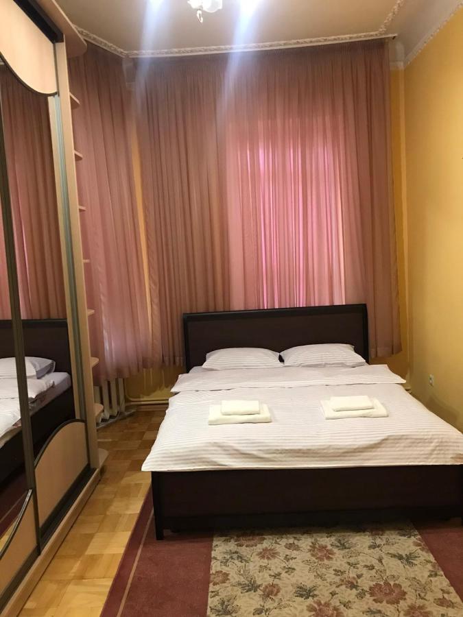 Do Lvova Central Apartments Dış mekan fotoğraf